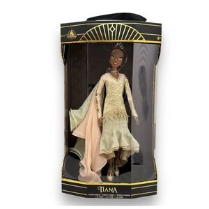 New Disney Store Tiana Limited Edition (of 3500) Doll Tiana's Bayou Adventure